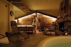 Sauna, hot tub, massages