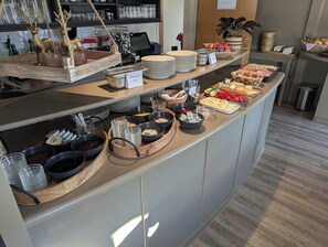 Petit déjeuner continental compris tous les jours