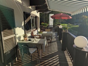Sundeck