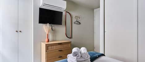 Apartamento | 1 quarto, ferros/tábuas de passar roupa, roupa de cama