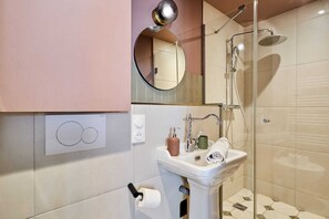 公寓 | 浴室 | 吹風機、毛巾