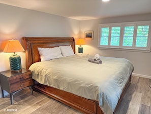 5 habitaciones, escritorio, wifi gratis y ropa de cama
