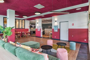 Sala de estar en el lobby