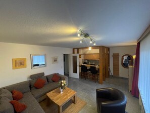 TV, DVD player, stereo