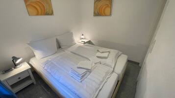 1 Schlafzimmer, Bügeleisen/Bügelbrett, Reisekinderbett, kostenloses WLAN
