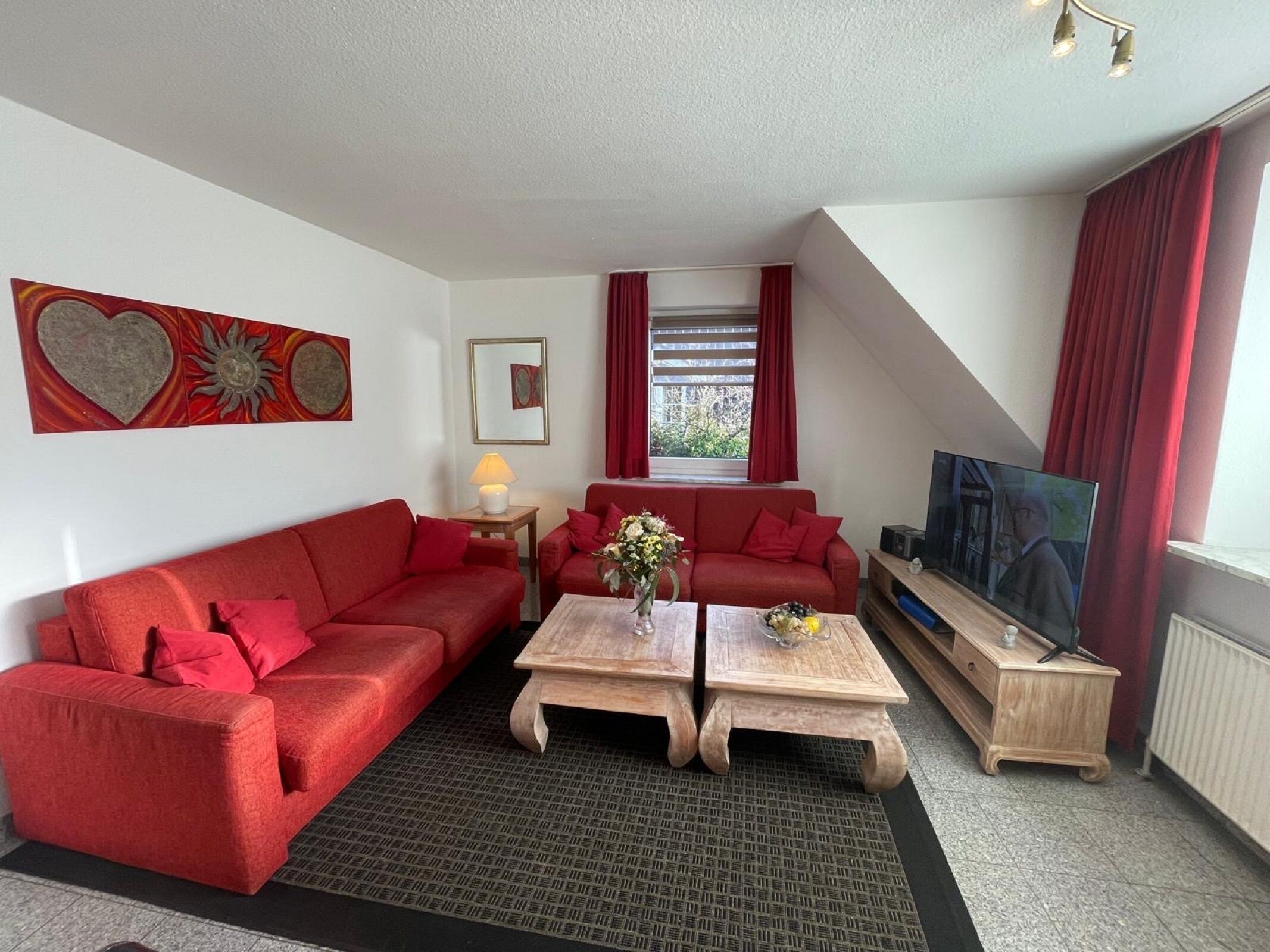 Fernseher, DVD-Player, Stereoanlage