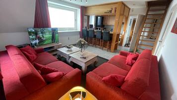 Tv, dvd-afspiller, stereoanlæg