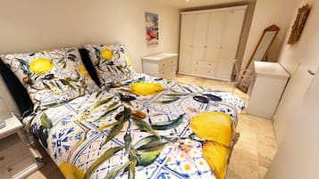 3 chambres, fer et planche Ă repasser, Wi-Fi gratuit, draps fournis