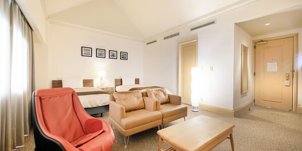 Deluxe Twin Room, Garden View | Blackout drapes, iron/ironing board, free WiFi