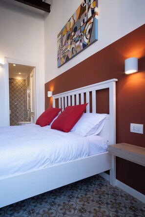 Superior Double Room, City View | In-room safe
