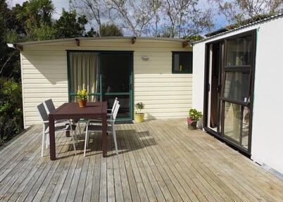 One Pigeon Takatu, Tāwharanui Peninsula