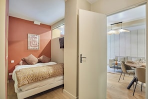 Apartment | 1 bedroom, iron/ironing board, bed sheets