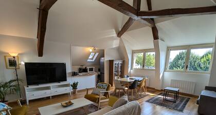 GĂźte du Canal Ă Montargis: Charme, Jardins & Culture