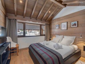 3 chambres, accès au Wi-Fi (inclus), literie fournie