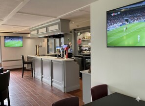Restaurant - The Galleon Hotel, Hull City, Part of the AG Collection (Hull)