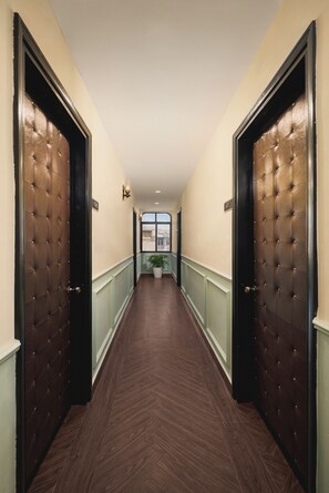 Front of property - Vina Vintage Hotel (Thanh pho Hue)