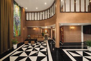 Reception - Vina Vintage Hotel (Thanh pho Hue)