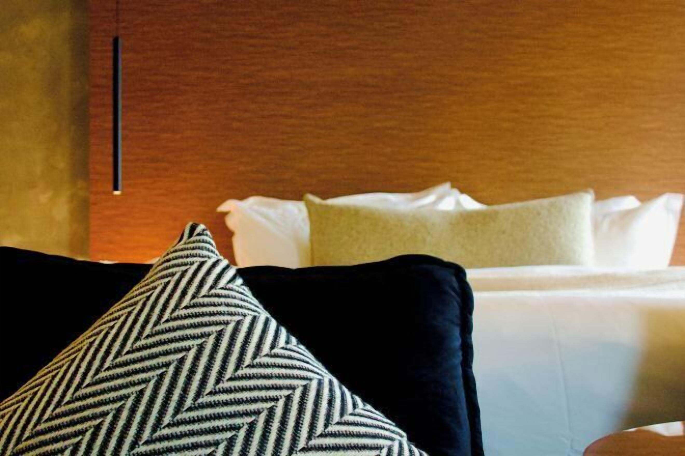 In-room safe, desk, laptop workspace, iron/ironing board