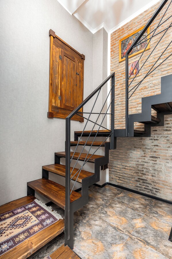 Interior - Top Comfort In a Prime Location - Mtatsminda (Old Tbilisi) (T'bilisi)