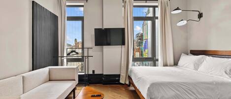 Tabla de planchar con plancha, wifi, ropa de cama