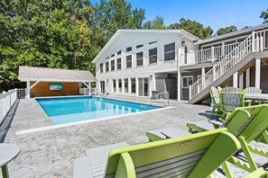 Pool - Lakefront Home Salt Water Pool &  Private Dock (Sunrise Beach)