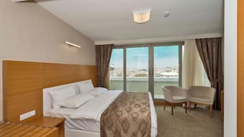 ๊ทธ๋๋ ์คํ๋์ค ์ค์ํธ | ์ฑ
์, ๋
ธํธ๋ถ ์์
๊ณต๊ฐ, ๋ฌด๋ฃ WiFi