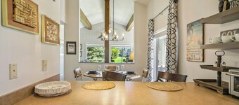 Cozy 3-Bedroom, 3 Bath Condominium Near Pagosa Lakes with Stunning Mountain Views