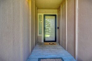 Exterior detail - Cozy 3-Bedroom, 3 Bath Condominium Near Pagosa Lakes with Stunning Mountain Views (Pagosa Springs)