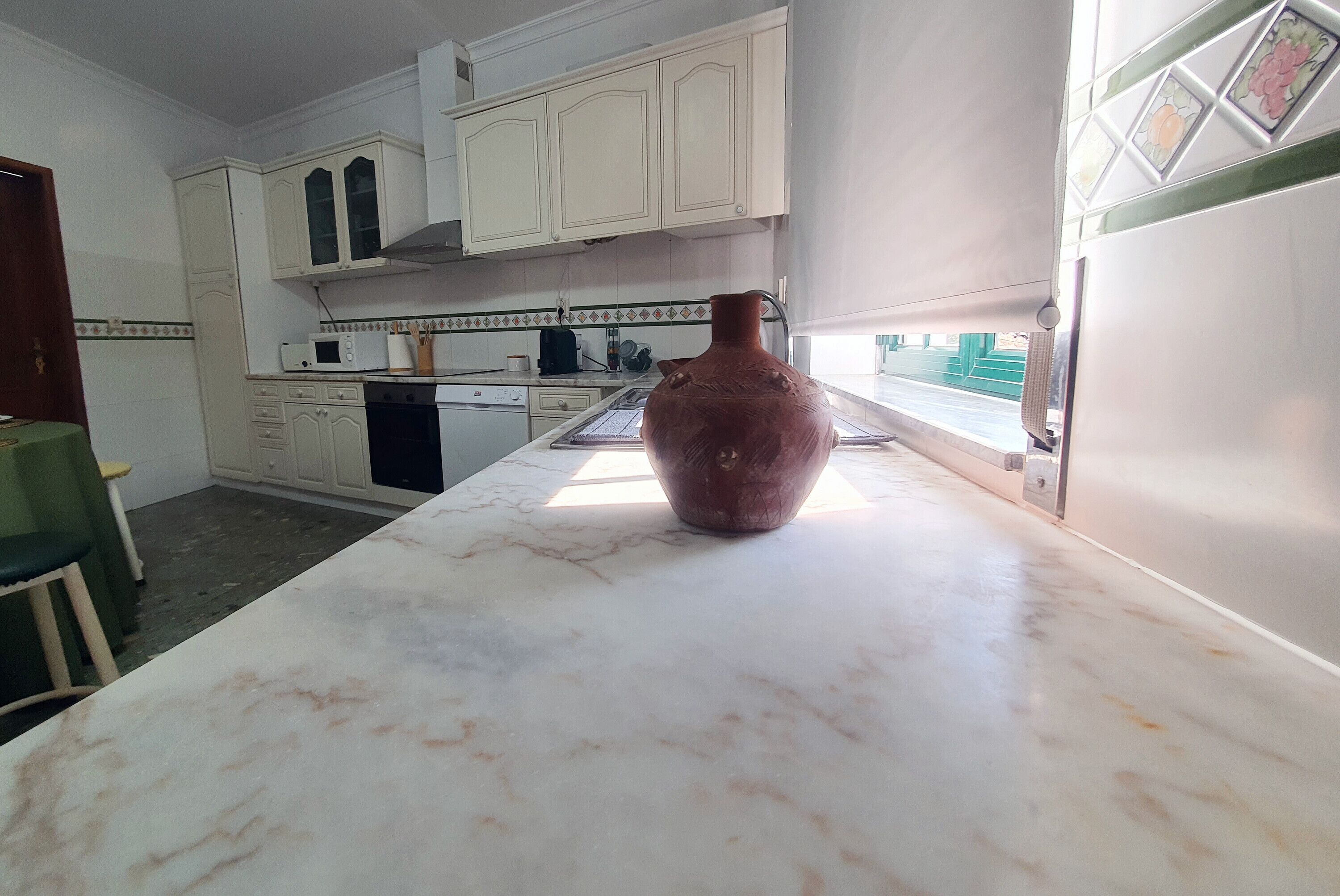 冰箱、微波炉、烤箱、炉灶