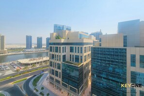 Deluxe Studio, Canal View | Balcony