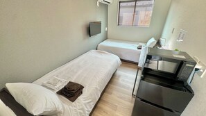 Twin Room (Up to 2 Guests):Free Shuttle Service Available Non-Smoking | Individually decorated, individually furnished, desk, free WiFi - Solana Smart INN Narita airport (Narita)