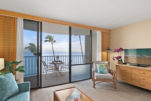 TV - VI 507 Maui Studio Retreat – Enjoy Panoramic Lanai Views Near Beaches, Shopping & Restaurants (Lahaina)