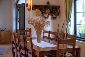 Double Room, Balcony, Mountain View | Living area | 1000-cm TV with satellite channels - Casa Mosului  (Cârțișoara)