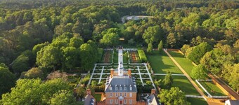 Upscale Gated Retreat w/ Plush Bed & Garden Views Minutes from Jamestown