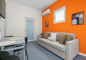 Smart TV, offices