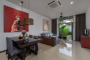 Standard Villa, 2 Bedrooms, Pool View | Private kitchen