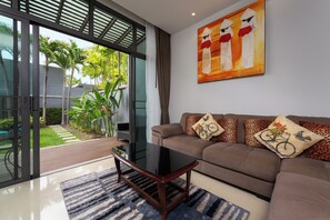 Interior - Onyx Villas by TropicLook (Rawai)