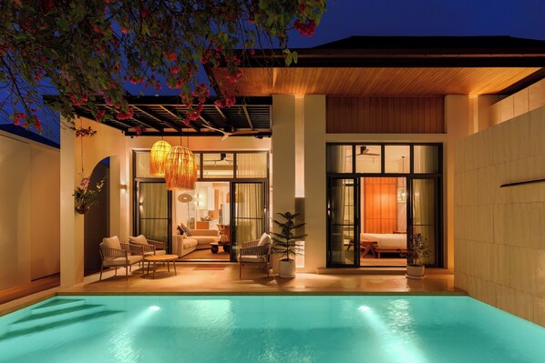 Front of property – evening/night