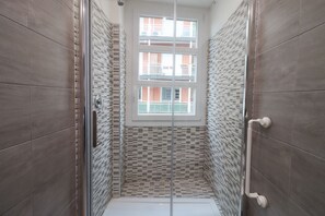 Shower, bidet