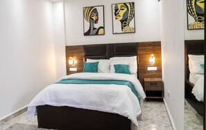 4 bedrooms, WiFi - Appartement deux chambres Lit King-Size avec Balcon à Douala (Douala)