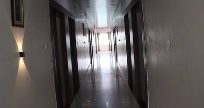 Hotel Bansal Residency