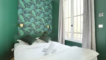 Apartment | 2 bedrooms, laptop workspace, iron/ironing board, bed sheets