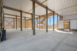 Property grounds - Gulf and Bay Views Just Steps from the Beach Boardwalk (Dauphin Island)