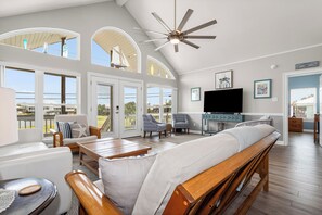 Living area - West End Retreat with Bay Views and Easy Walk to the Beach (Dauphin Island)