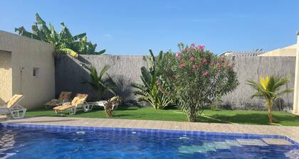 Luxury villa with private pool and staff close to the beach and Saly