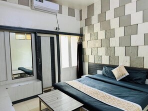 Basic Double Room, City View