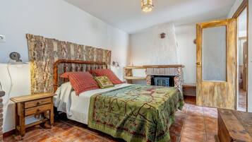 3 dormitorios, tabla de planchar con plancha, wifi y ropa de cama