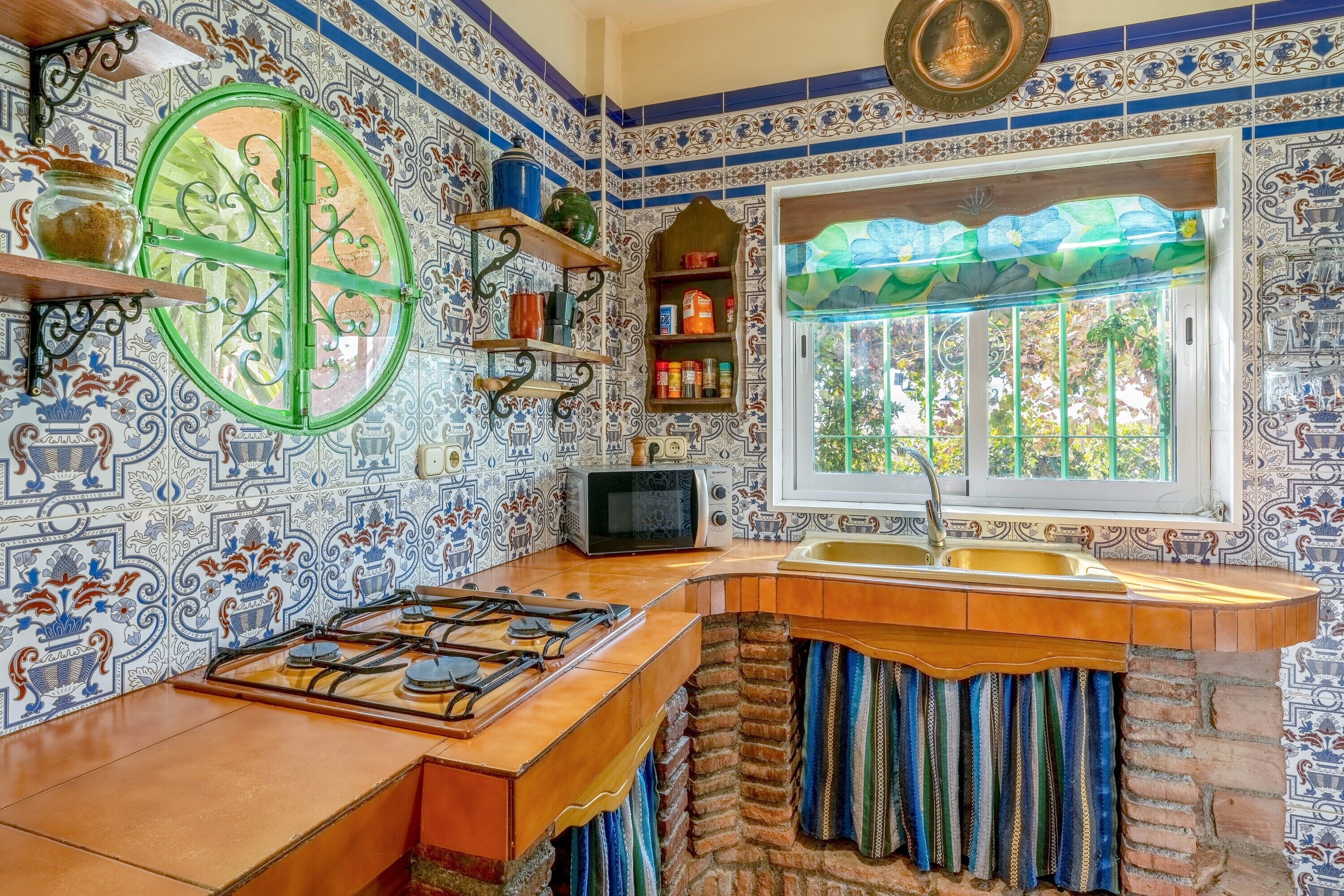 Refrigerador, microondas, parrilla de estufa y lavavajillas 