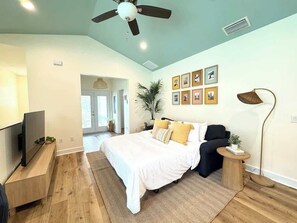3 bedrooms, iron/ironing board, travel cot, WiFi