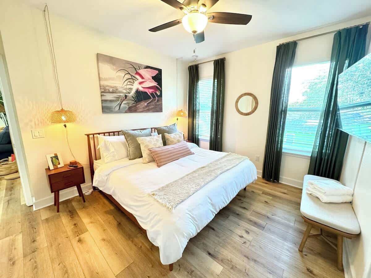 3 bedrooms, iron/ironing board, travel crib, WiFi